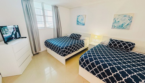 Apartamento panorámico, 1 habitación, balcón, vistas a la bahía