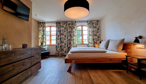 Suite Deluxe, baño privado (#6 Urbano NEU im EG)