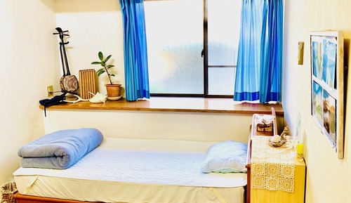 Habitación (Entire Annex Building)