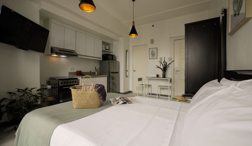Estudio City (Studio)