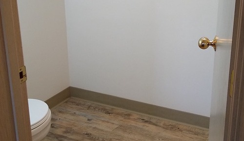 Suite estándar, 1 habitación, baño privado (King Suite Ground Floor)
