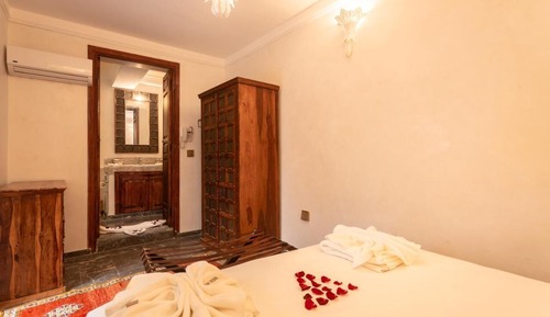 Comfort Double Room, Ensuite (02 BAB JDID)