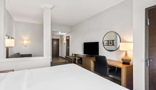 Suite, 1 cama de matrimonio grande, accesible para personas con discapacidad, no fumadores