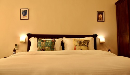 Fort View Superior Room, King bed ( 4th Floor )