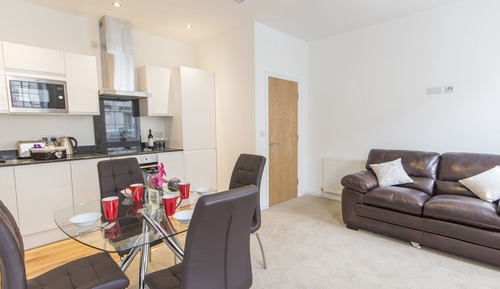 Luxury Apartment, Private Bathroom, Courtyard View (Mess Deck)