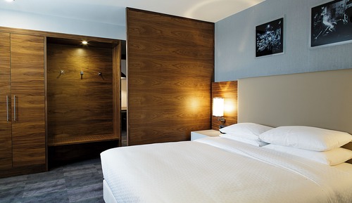 Comfort King Suite