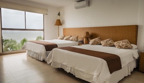 Habitación cuádruple tradicional, vistas al mar