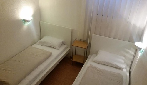 Habitación con 2 camas individuales
