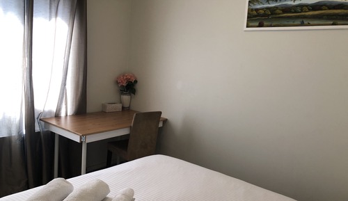 Habitación estándar, 1 cama de matrimonio, baño compartido (Queen)