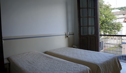 Habitación estándar con 2 camas individuales
