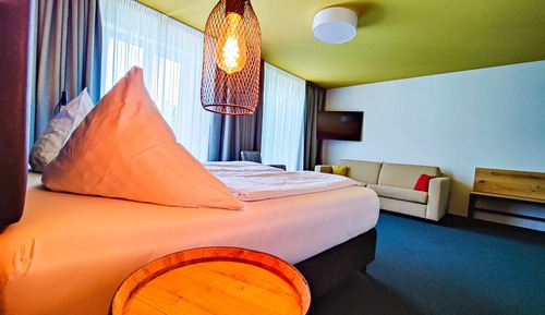Habitación cuádruple familiar, vistas al jardín