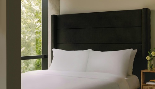 Estudio, 1 cama de matrimonio, vistas al patio