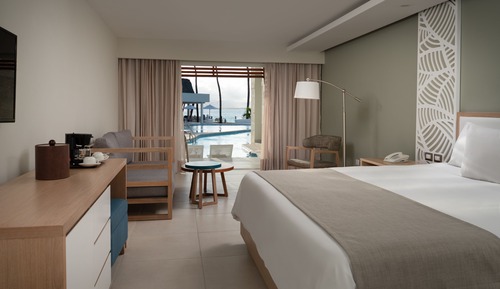 Junior Swim Up Room, Ocean View
