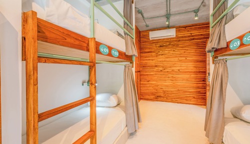 Dormitorio compartido Signature, dormitorio mixto, baño compartido