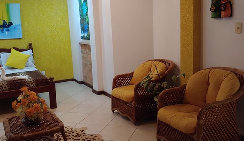 Suite estudio Premium, bañera de hidromasaje