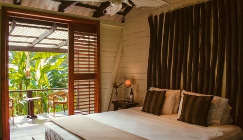 Habitación de lujo doble, 1 cama de matrimonio grande, vistas a la piscina