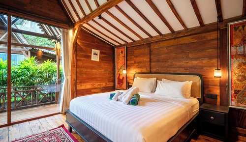 River Wooden House