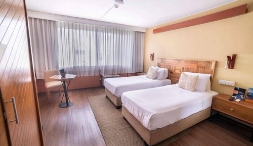 Habitación estándar con 2 camas individuales, baño privado
