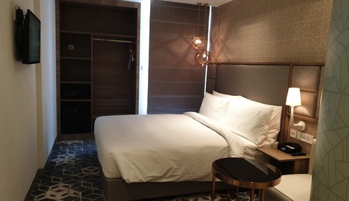 Habitación estándar, 1 cama de matrimonio grande, vistas a la ciudad