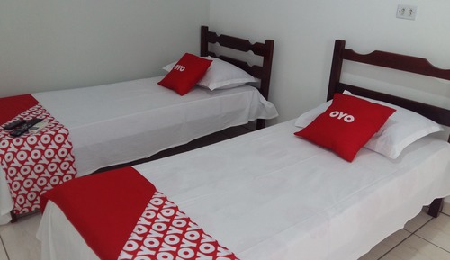 Habitación (Quintuple, 5 Single beds)