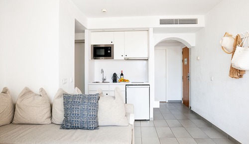Apartamento familiar, vistas al mar