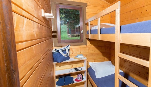 Chalet, baño compartido (Isa)