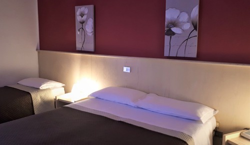 Habitación cuádruple estándar