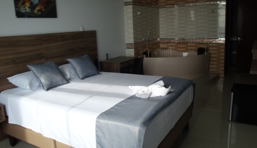 Habitación ejecutiva, 1 cama de matrimonio, bañera de hidromasaje