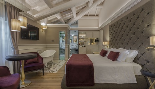 Suite junior, 1 cama de matrimonio grande, bañera de hidromasaje