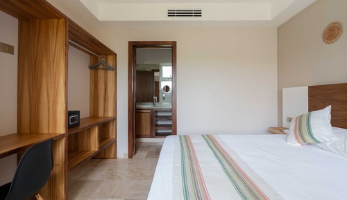Apartamento superior, 2 habitaciones, vistas a la piscina