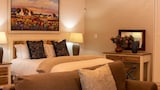 Luxury Apartment (Unit 5 (Arum Lily) (5))