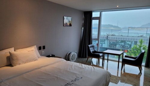 Room (Deluxe City View)