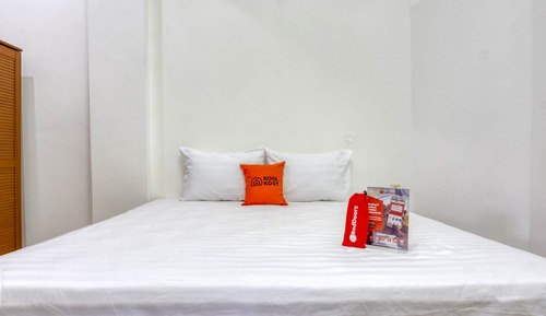 Habitación doble (RedDoorz)
