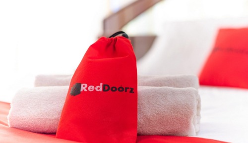 Habitación doble (RedDoorz)