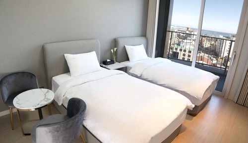 Habitación estándar con 2 camas individuales, vistas a la ciudad