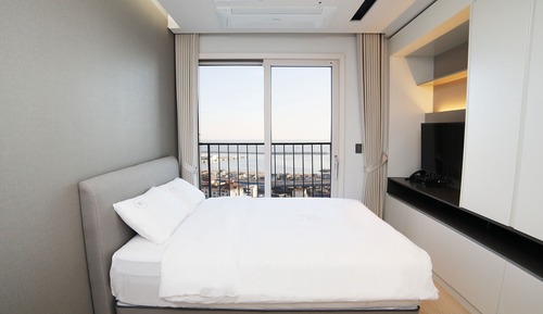 Habitación estándar (Randaomly Assigned Room)