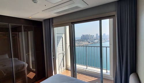 Suite junior, 1 cama de matrimonio, vistas al lago