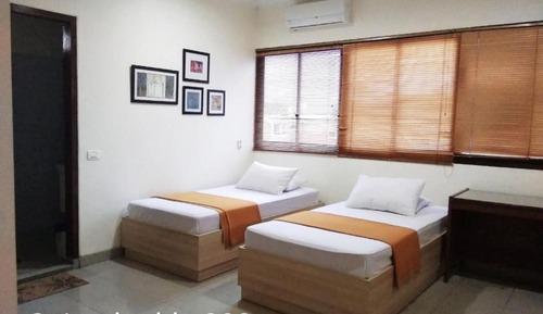 Habitación estándar con 2 camas individuales