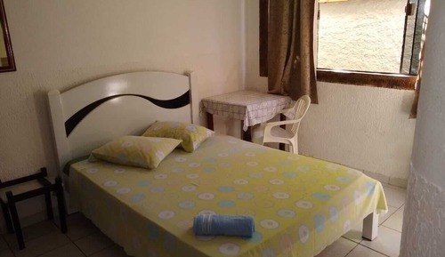 Habitación estándar con 1 cama doble o 2 individuales
