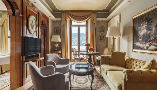 Suite Signature