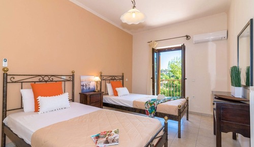 Villa (Andon)