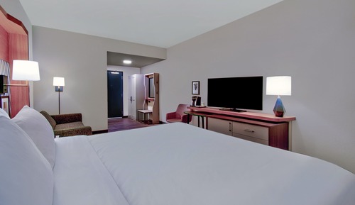 Habitación estándar, 1 cama de matrimonio grande (Mobility, Accessible Tub)