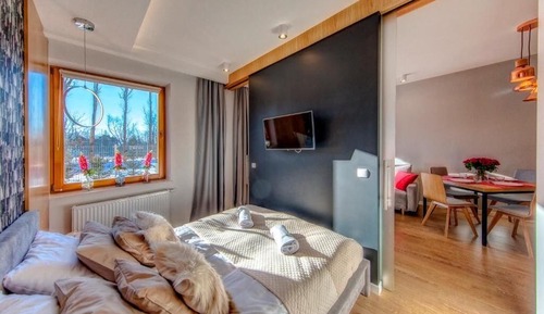 Apartamento Deluxe (012 with SPA, Pool access)