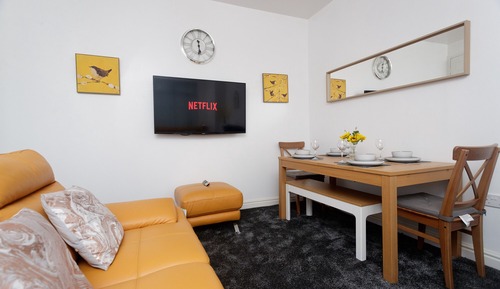 Luxury Apartment, Private Bathroom (3 Bed)