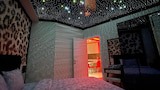 Romantic Suite, 1 Queen Bed, Non Smoking, City View