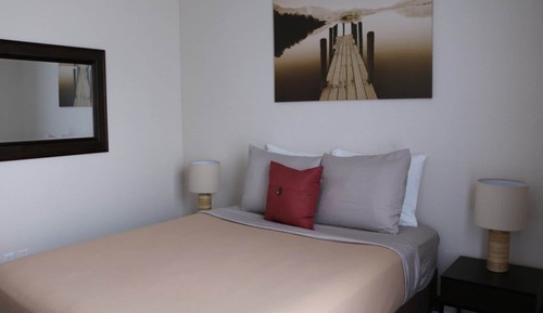 Apartamento, 4 habitaciones, balcón, vistas al jardín