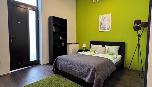 Studio Apartment 4