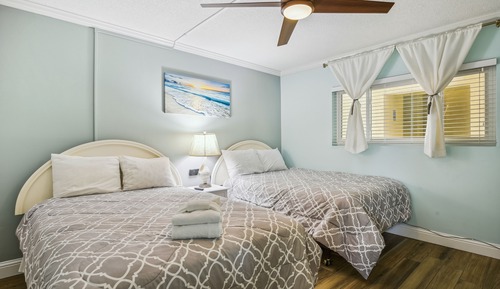 Apartamento, 2 habitaciones, balcón, vistas al mar (514)