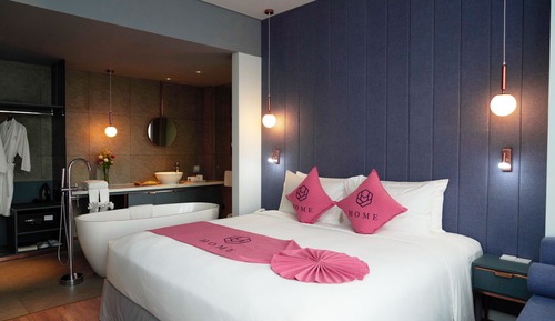 Suite, balcón (HOME Double)