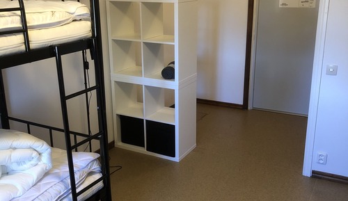 Habitación cuádruple (WC in room, shared shower)